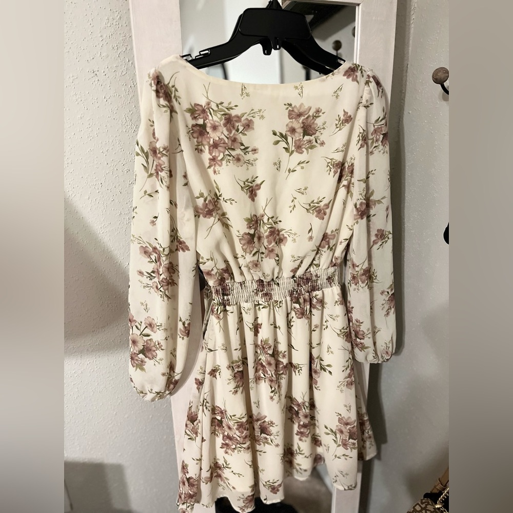 Gorgeous square neck dress perfect for the summer With Pockets! - Picture 2 of 4